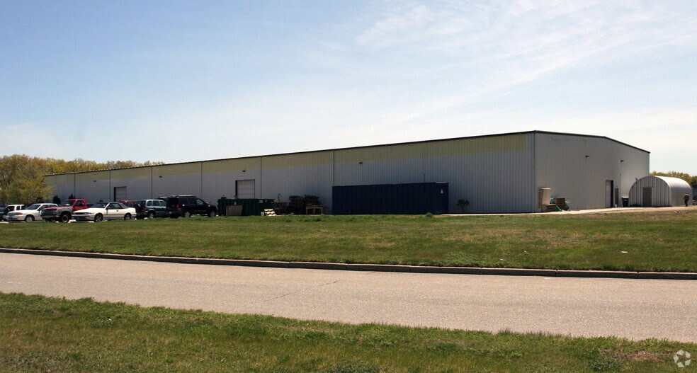 More Photos Of 360 Narragansett Park Dr, Rumford Warehouse For Sale