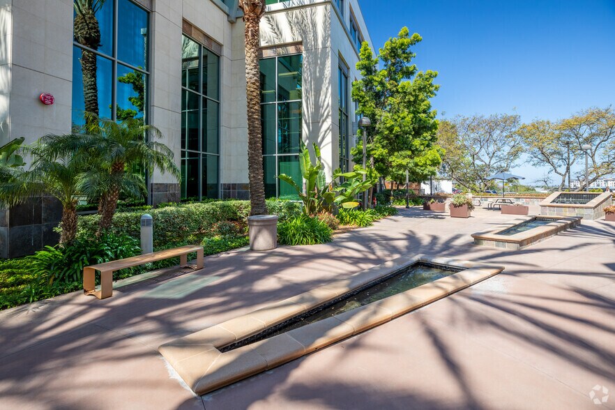 More Photos Of 9915 Mira Mesa Blvd, San Diego Office For Lease