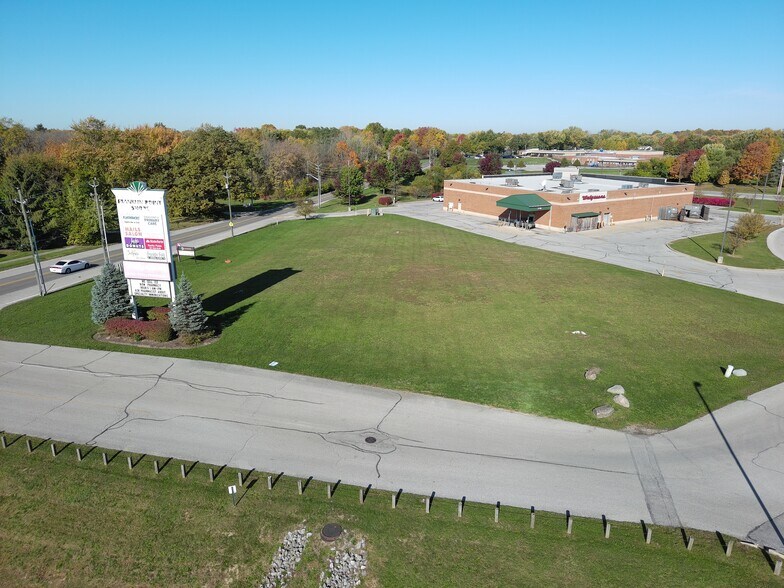 More Photos Of 6750 Shelbyville Rd, Indianapolis Land For Lease