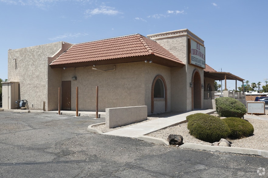 More Photos Of 6739 East Avalon Drive, Scottsdale Restaurant For Lease