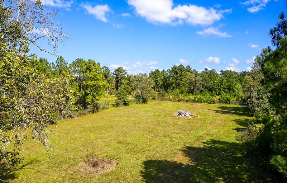 More Photos Of 16259 FM 149, Montgomery Light Manufacturing For Sale