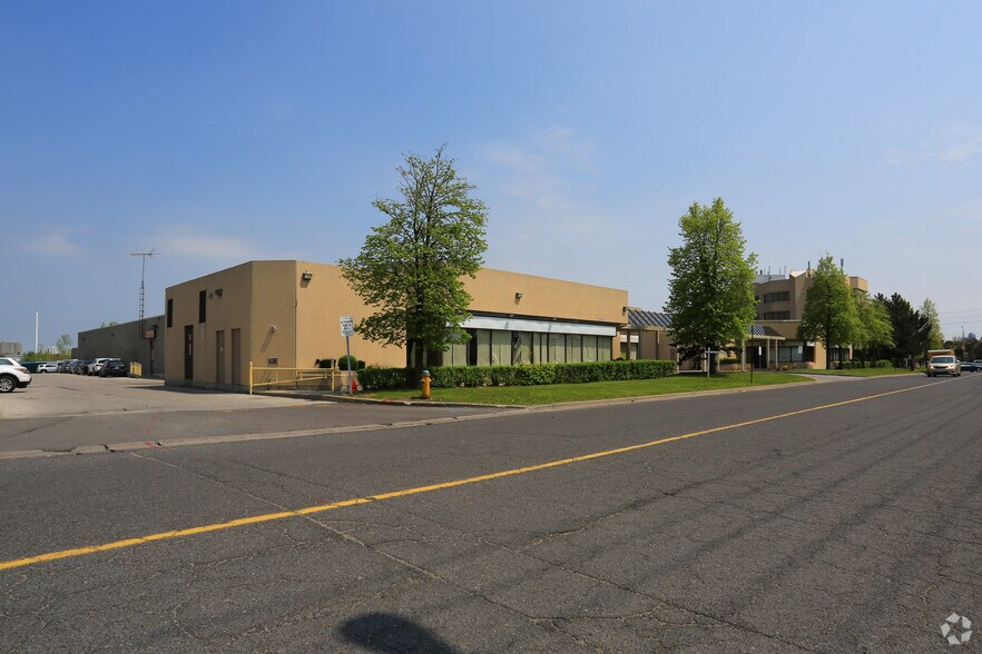More Photos Of 4040 Finch Ave E, Toronto Medical For Lease