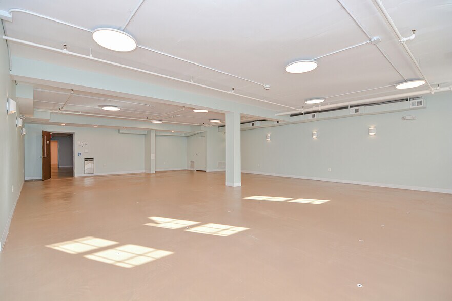 More Photos Of 24-28 High St, Medford Apartments For Lease