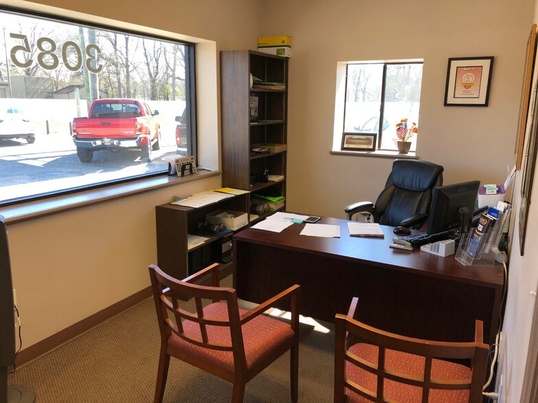 3085 Wetumpka Hwy, Montgomery, AL 36110 Auto Dealership For Sale