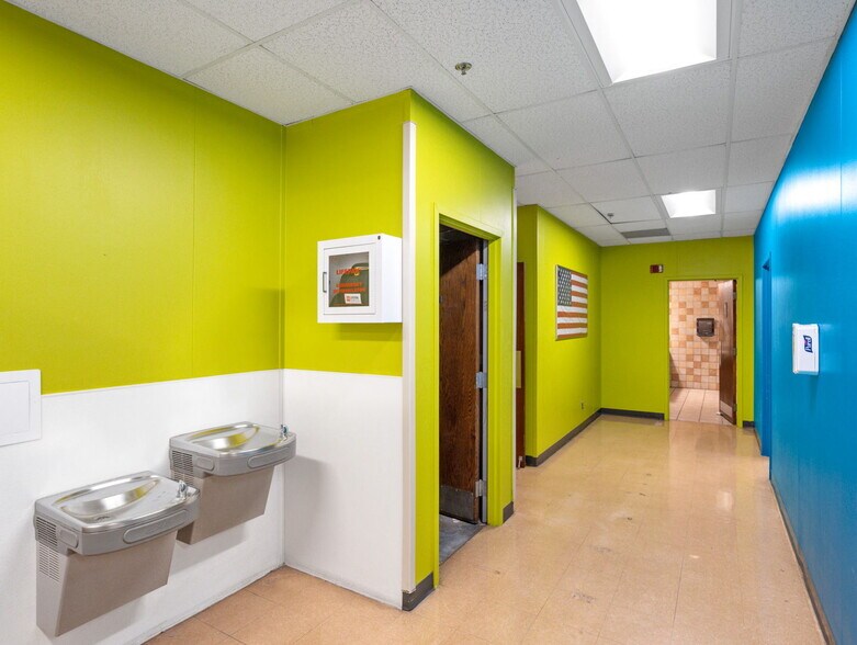 More Photos Of 1228 E Orman Ave, Pueblo Office For Sale