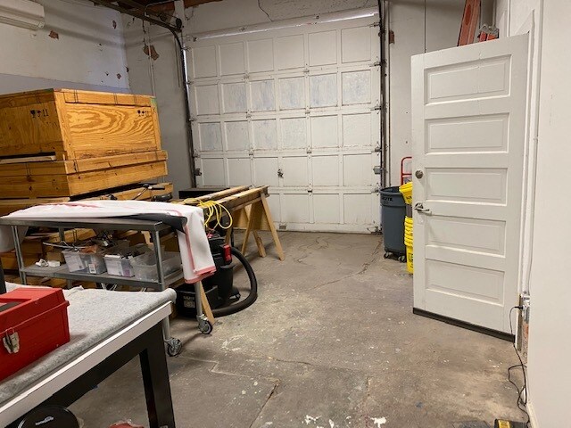 More Photos Of 100 E San Antonio St, Marfa Storefront Retail Office For Sale