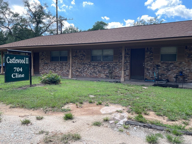 More Photos Of 704 Cline St, Huntsville Apartments For Sale