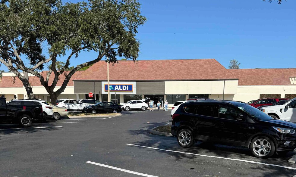 Primary Photo Of 3997-4031 S Nova Rd, Port Orange Unknown For Lease