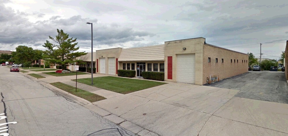 More Photos Of 101 Kelly St, Elk Grove Village Warehouse For Lease