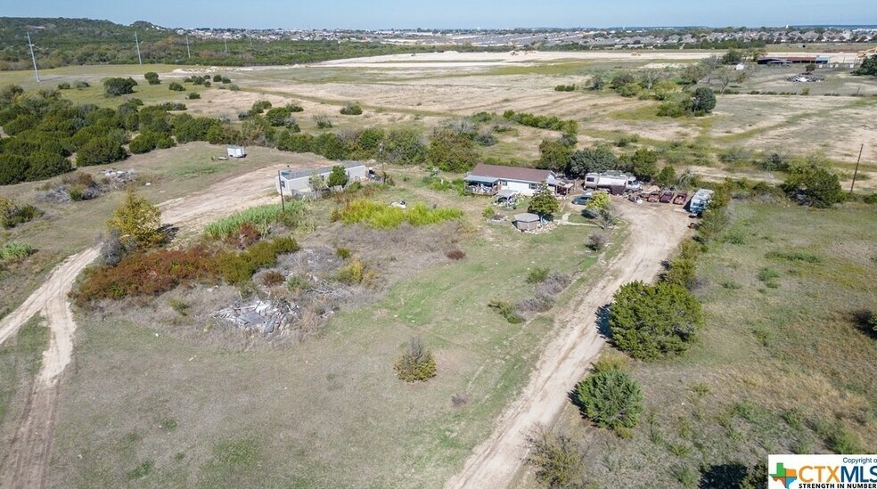 More Photos Of 6111 & 6301 S Fort Hood St, Killeen Office For Sale