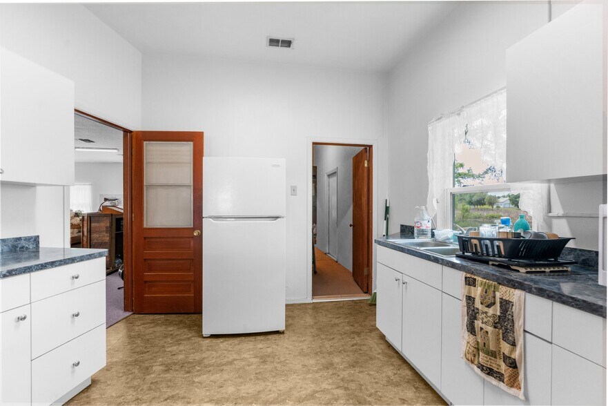 More Photos Of 14231 Old Mission Rd, Dade City Religious Facility For Sale