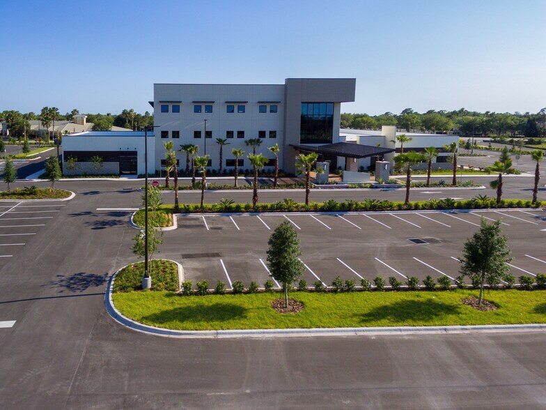 6600 University Pkwy E, Sarasota, FL 34240 Medical Office For Lease