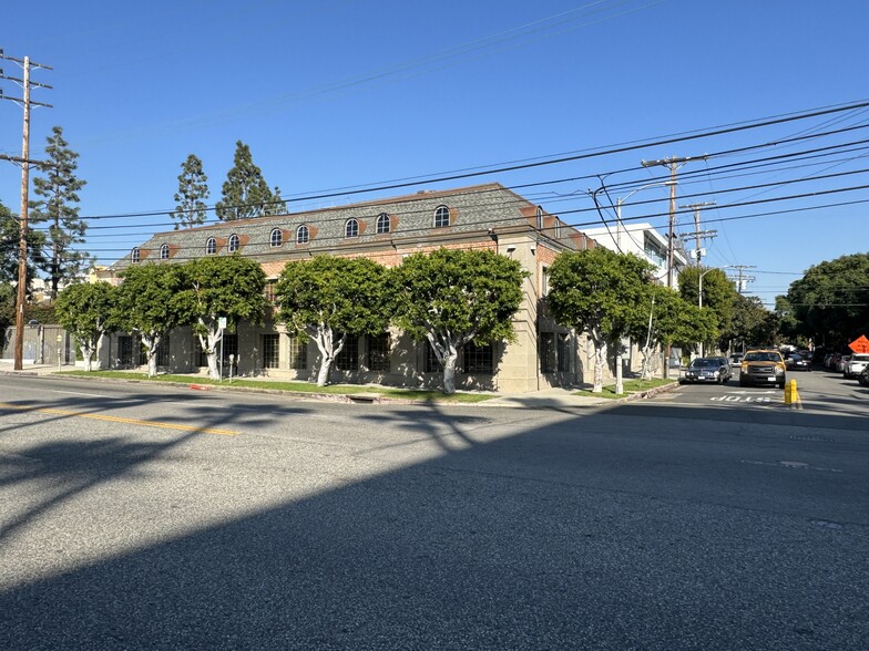 Primary Photo Of 1554 S Sepulveda Blvd, Los Angeles Office For Lease