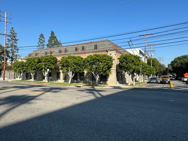 More Photos Of 1554 S Sepulveda Blvd, Los Angeles Office For Lease