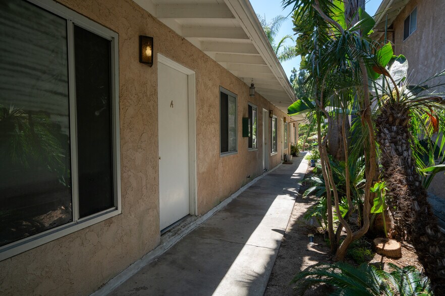 More Photos Of 211 W Marquita, San Clemente Apartments For Sale