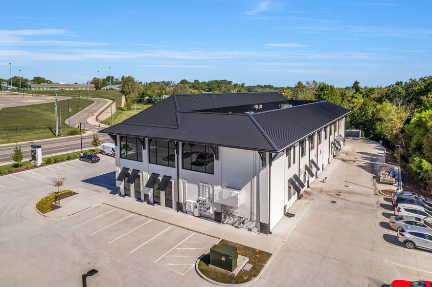 More Photos Of 12800 Lebanon Road, Mount Juliet Storefront Retail Office For Lease