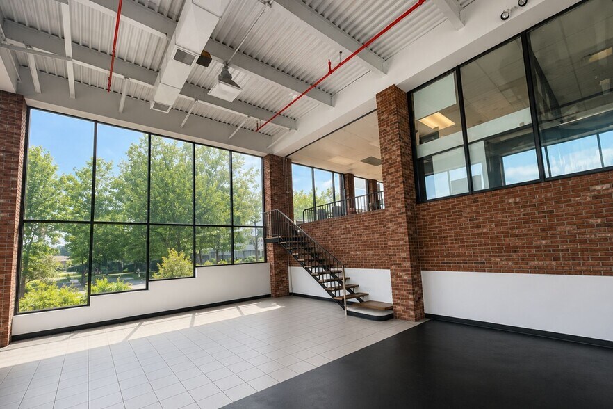 More Photos Of 360 Tunxis Hill Rd, Fairfield Auto Dealership For Sale