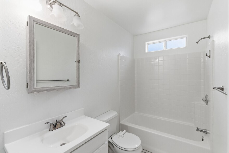 More Photos Of 567 San Geronimo Valley Dr, San Geronimo Apartments For Sale