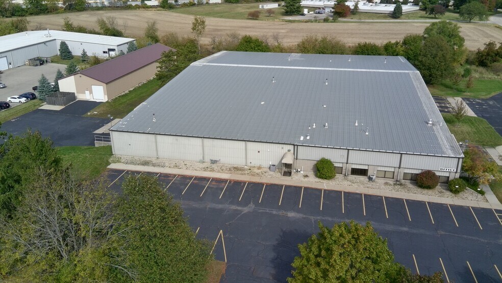 More Photos Of 1205-1227 Barberry Dr, Janesville Manufacturing For Sale