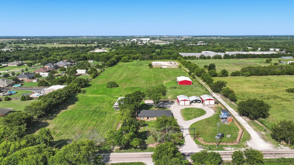 More Photos Of 2632 Howell Dr, Venus Land For Sale