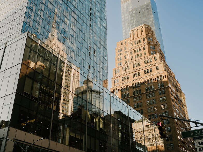 More Photos Of 875 Avenue of the Americas, New York Loft Creative Space For Lease