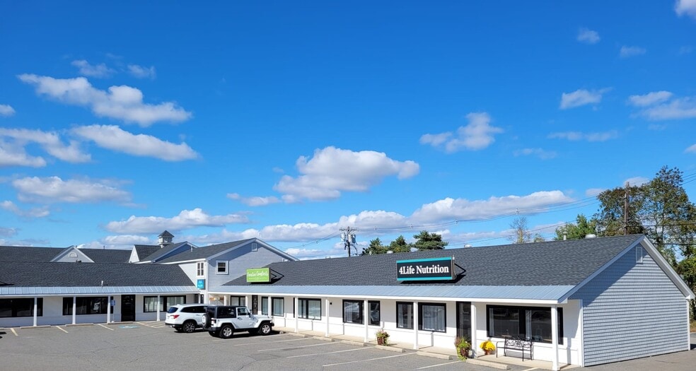 More Photos Of 12 Harding St, Lakeville Office For Lease