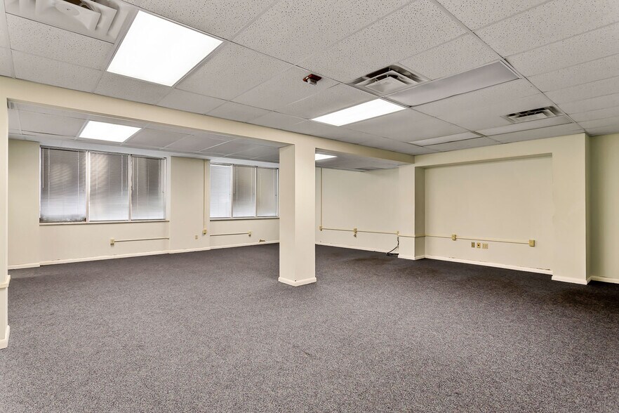 More Photos Of 501 N Grandview Ave, Daytona Beach Medical For Lease