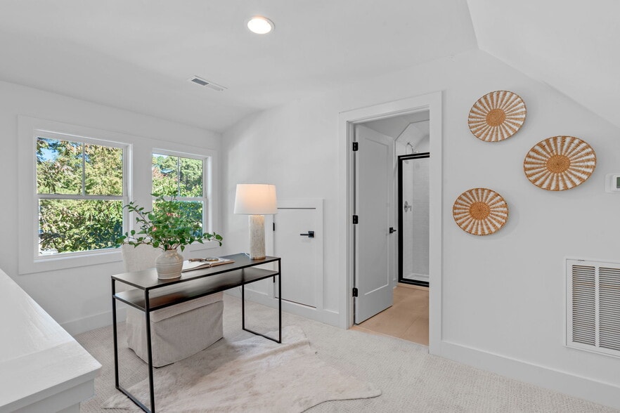 More Photos Of 5061 Lundy Dr, Raleigh Multifamily For Sale