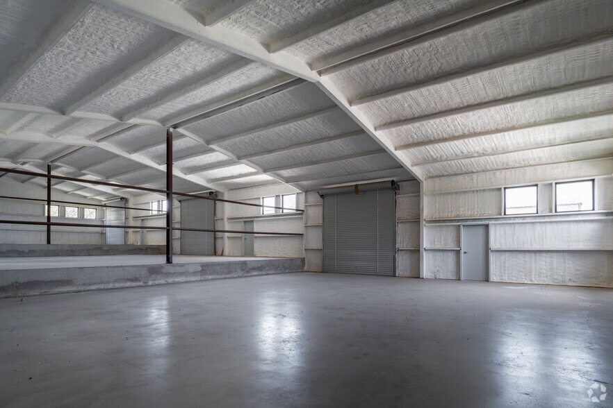 More Photos Of 7501 SH 71, Spicewood Unknown For Lease