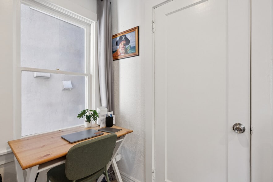 More Photos Of 250 Red Hill Ave, San Anselmo Apartments For Sale