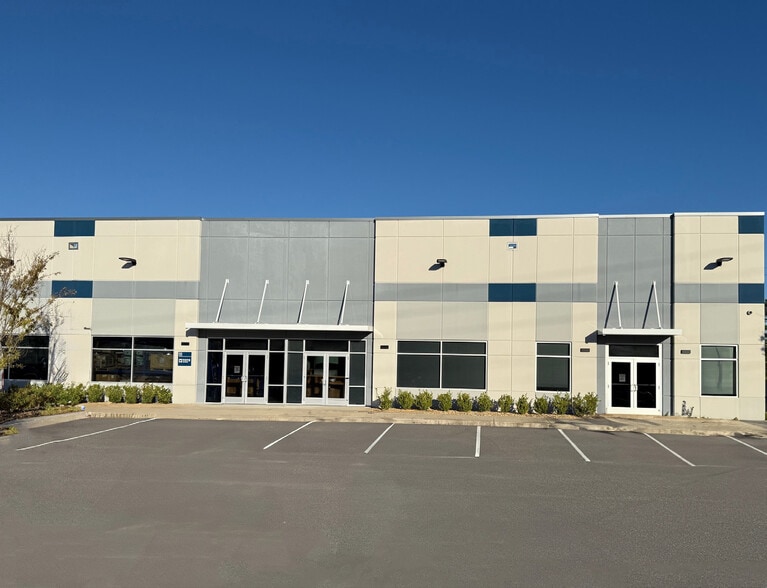 More Photos Of 1250 Imeson Park Blvd, Jacksonville Distribution For Lease