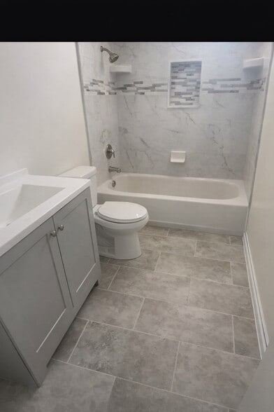 More Photos Of 1236 N Wilmington Blvd, Wilmington Storefront For Lease