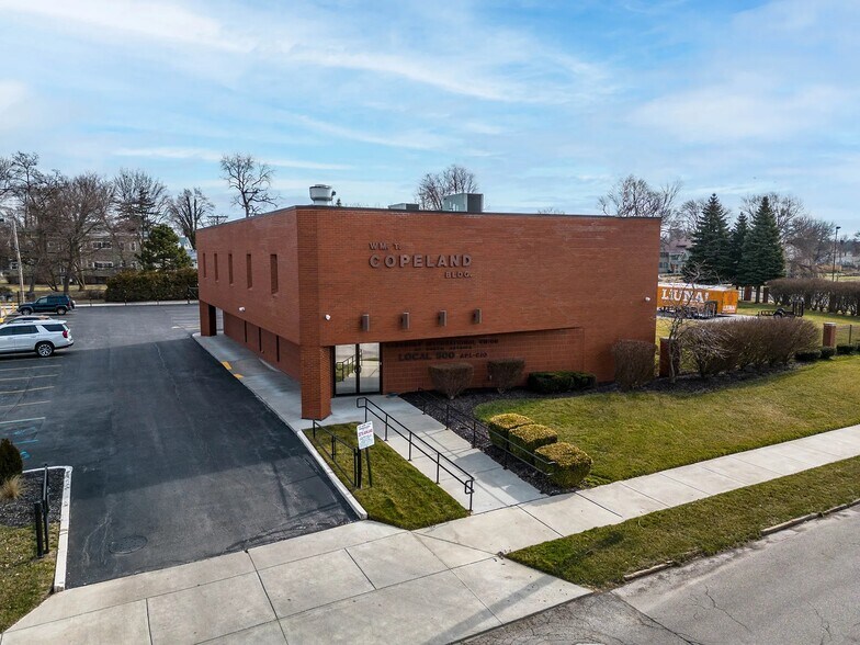 Primary Photo Of 2270 Ashland Ave, Toledo Lodge Meeting Hall For Sale