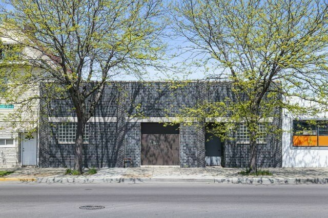 More Photos Of 4620-4622 W Fullerton Ave, Chicago Warehouse For Lease
