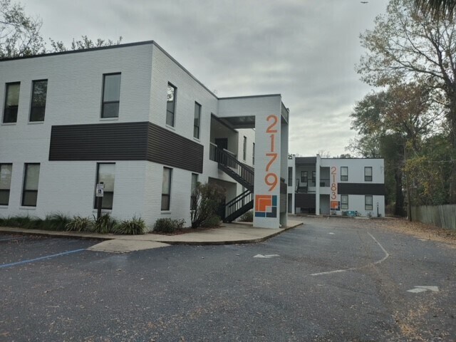 More Photos Of 2175 Ashley Phosphate Rd, Charleston Unknown For Lease