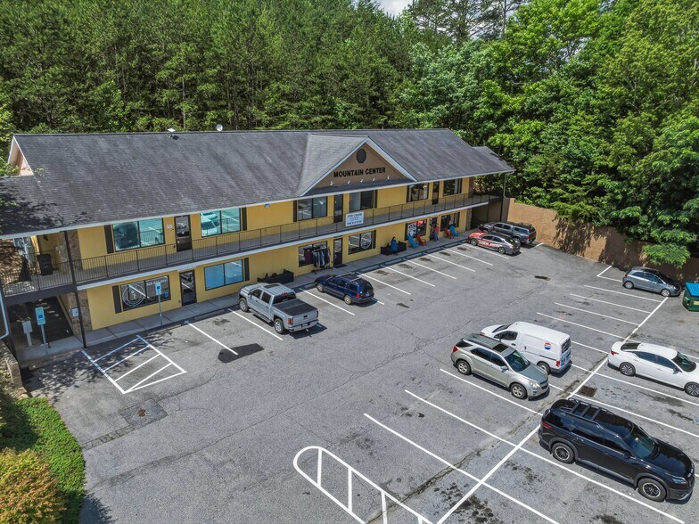 More Photos Of 9 Fallen Spruce Dr, Asheville General Retail For Sale