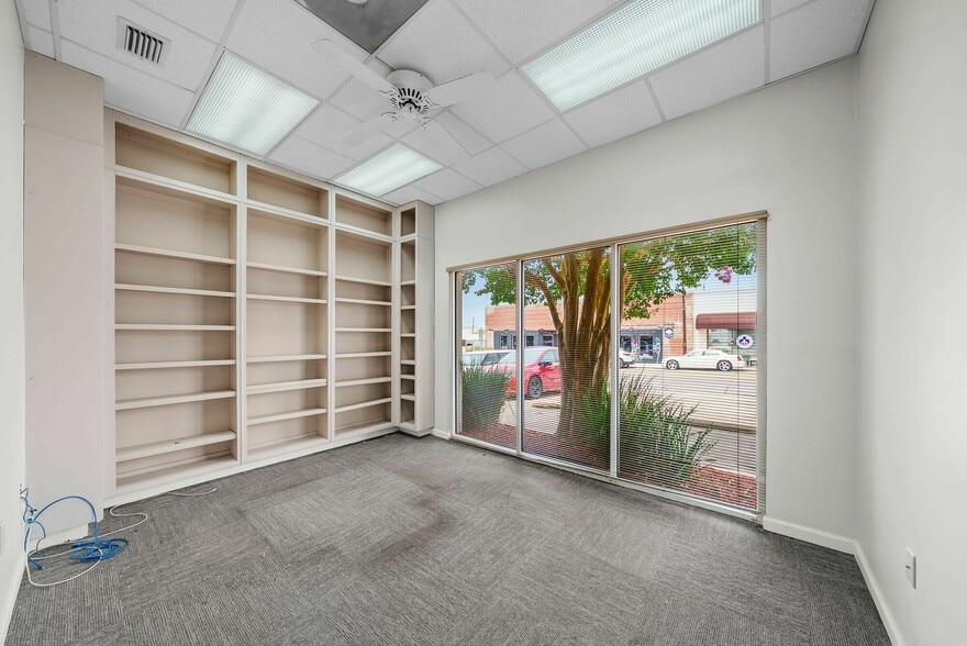 More Photos Of 460 Grace Ave, Panama City Office For Lease