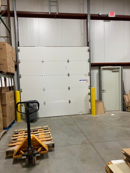 More Photos Of 330 Adams St, Newaygo Storefront Retail Office For Sale