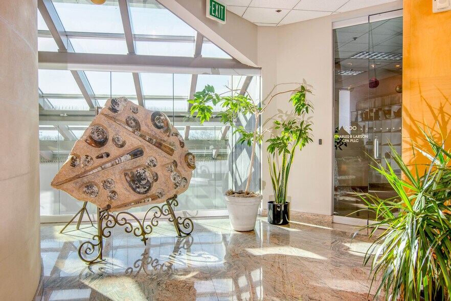 More Photos Of 4725 Holladay Blvd, Salt Lake City Office For Lease