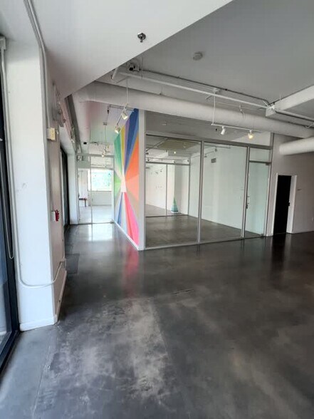 Primary Photo Of 1030 N Alvarado St, Los Angeles Apartments For Lease