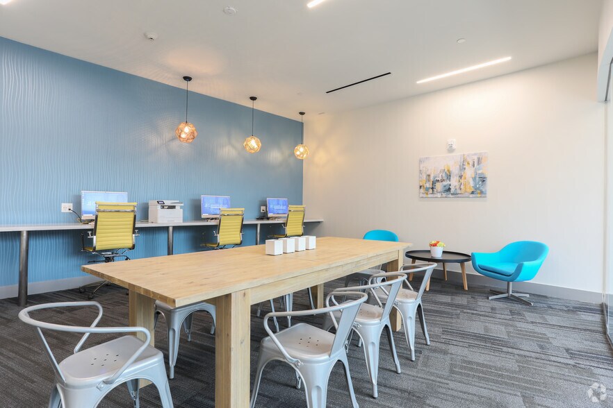 More Photos Of 6009 Oxon Hill Rd, Oxon Hill Apartments For Lease