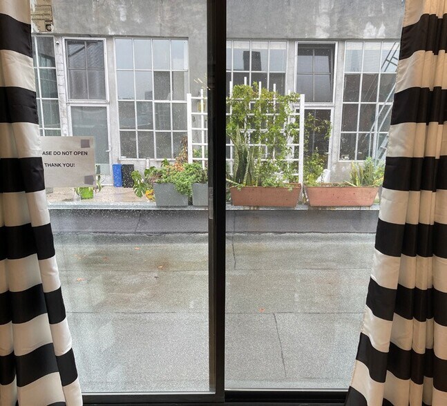 More Photos Of 264 Dore St, San Francisco Warehouse For Lease