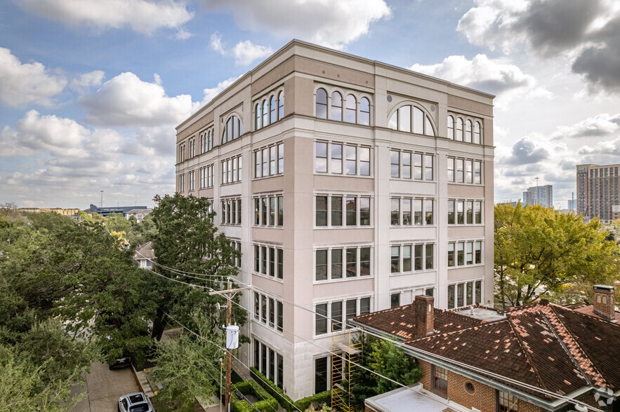 More Photos Of 4203 Montrose Blvd, Houston Office For Lease