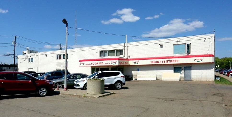 More Photos Of 10538 114th St NW, Edmonton Office For Sale