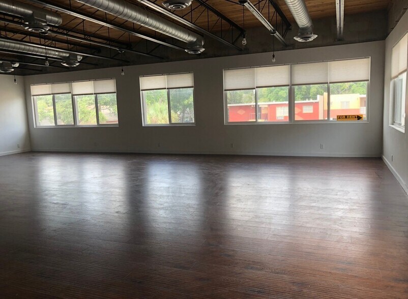 More Photos Of 343 6th Ave N, Saint Petersburg Storefront Retail Office For Sale