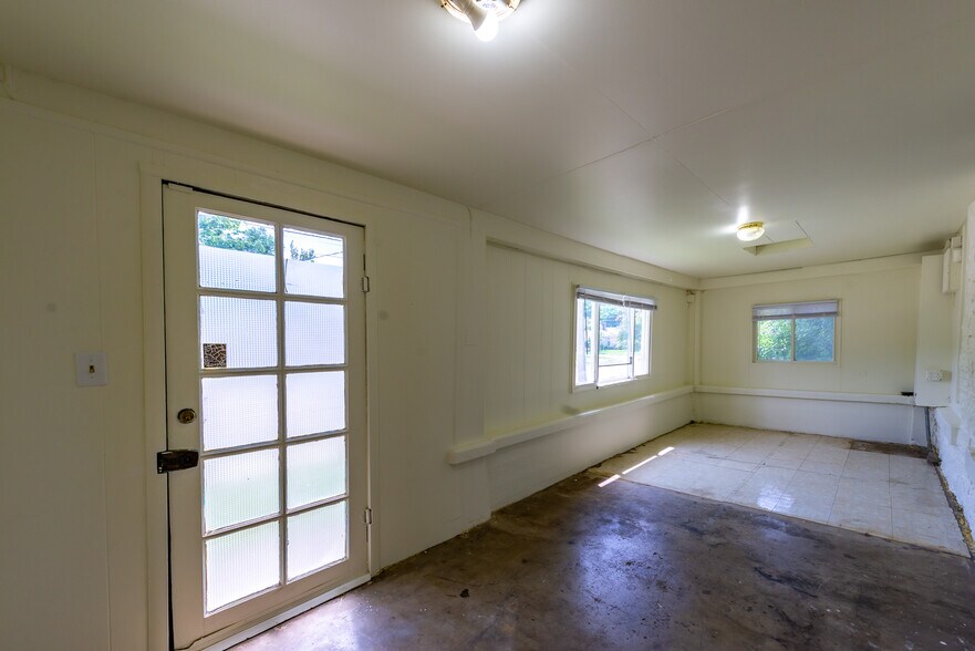 More Photos Of 117 S Prairie St, Batavia Office Residential For Sale