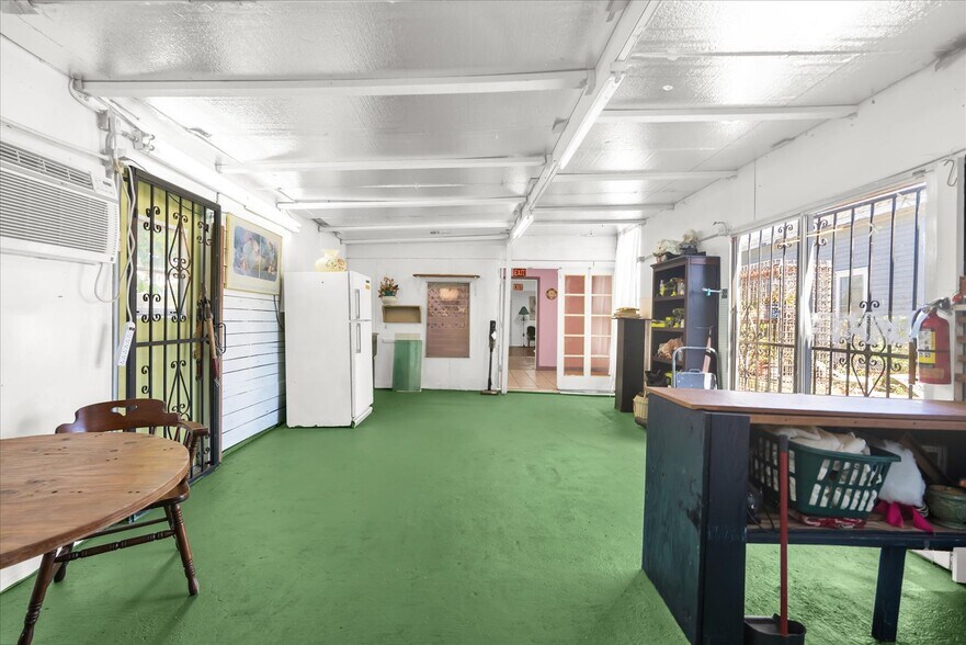 More Photos Of 312 E Main St, Dundee General Retail For Sale