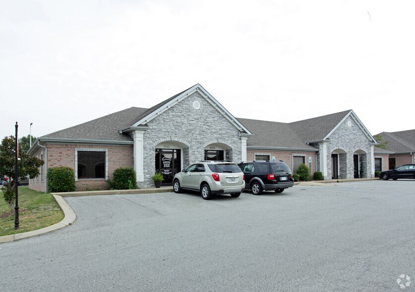More Photos Of 2021-2027 Greystone Sq, Jackson Office For Lease