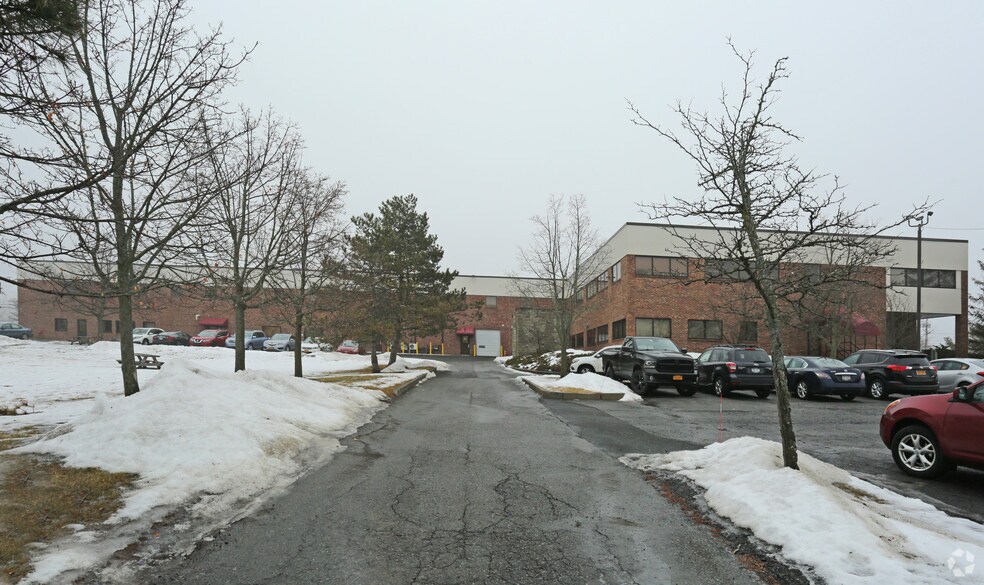 More Photos Of 950 New Loudon Rd, Latham Office For Lease