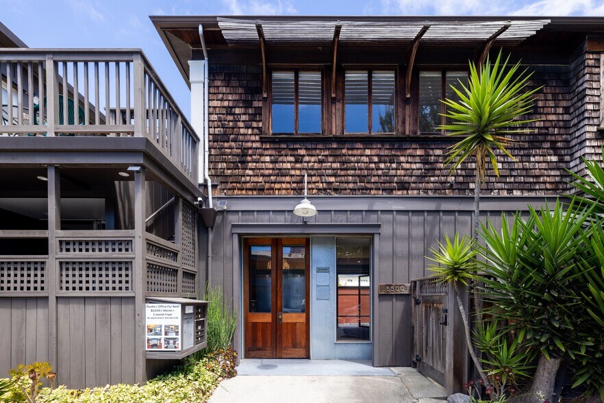 Primary Photo Of 5500 Doyle St, Emeryville Office For Lease